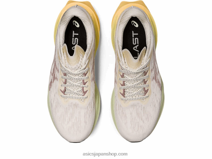 ノバブラスト 3 L20V2870Asics クリーム/フォーン